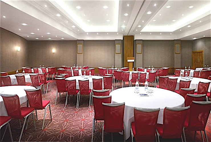 Auger Suite **Host up to 400 Guests in style on the banks of the River Wear. **
With plenty of natural light and great views of the city, The Angler Suite meeting rooms and banqueting suite are ideal for your Du